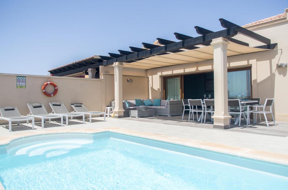 Luxurious Villa With Amazing Sea View And Pool Caleta De Fuste Kültér fotó